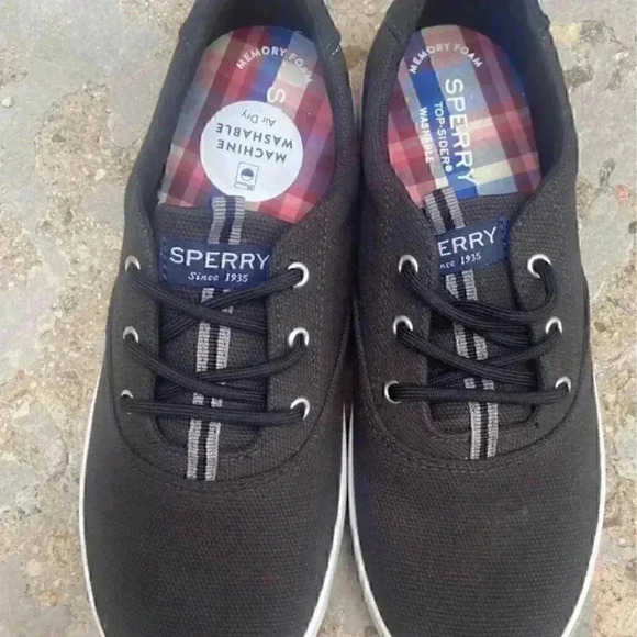 Sperry Other - Boys Sperrys NEW-Boys 4.5